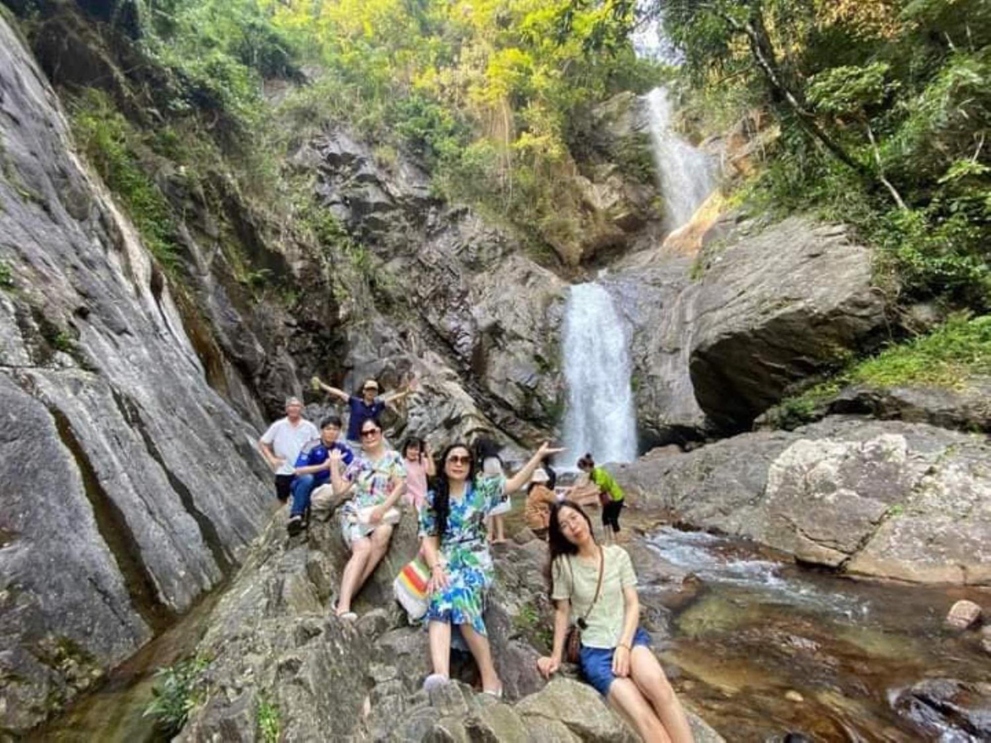 Homestay Ho Son - Thac Anor A Luoi Bagian luar foto